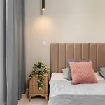 Premium Green Tea Apartment Herbu Oksza